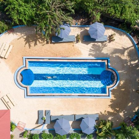Barefoot Backpacker Resort Σιέμ Ρέαπ Εξωτερικό φωτογραφία