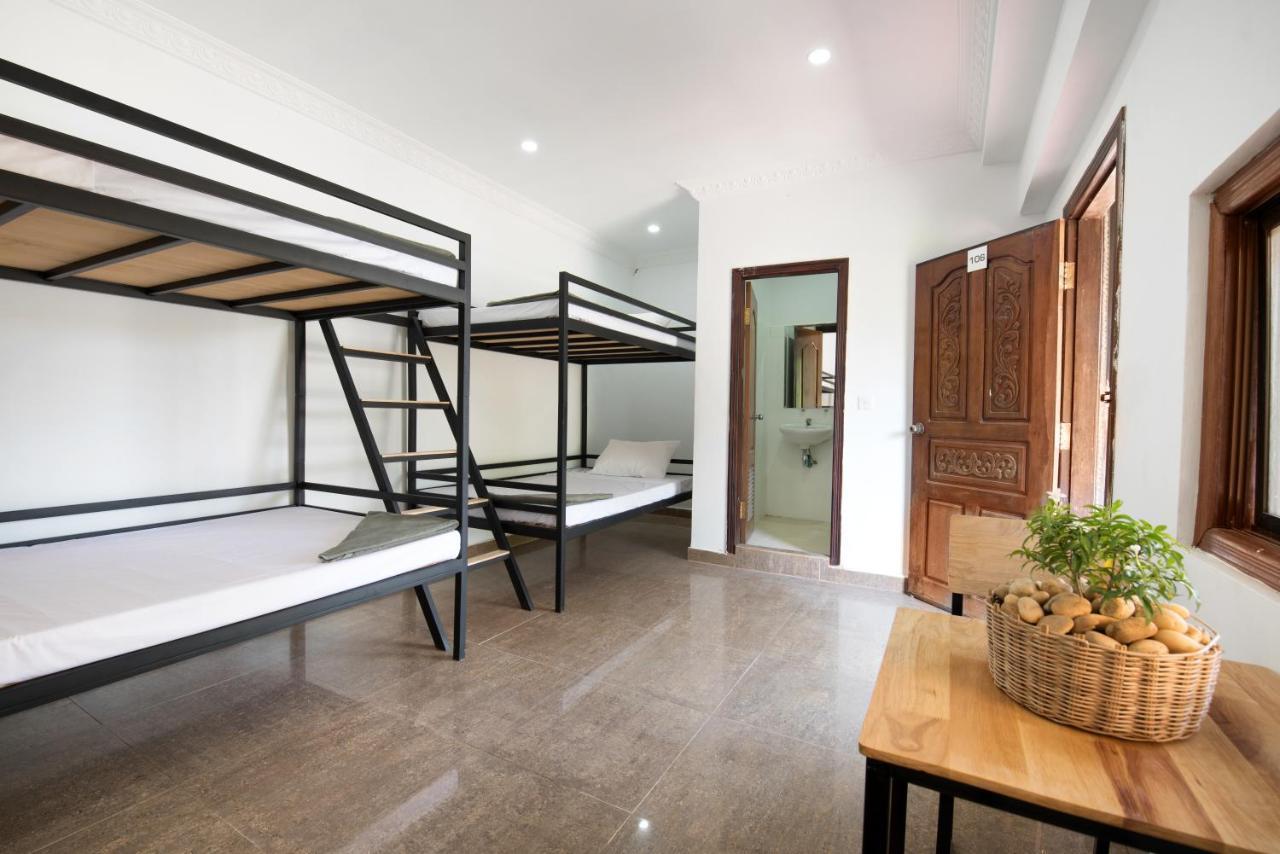 Barefoot Backpacker Resort Σιέμ Ρέαπ Εξωτερικό φωτογραφία
